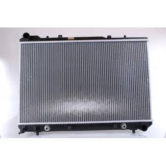 Radiateur, refroidissement du moteur NISSENS 61640