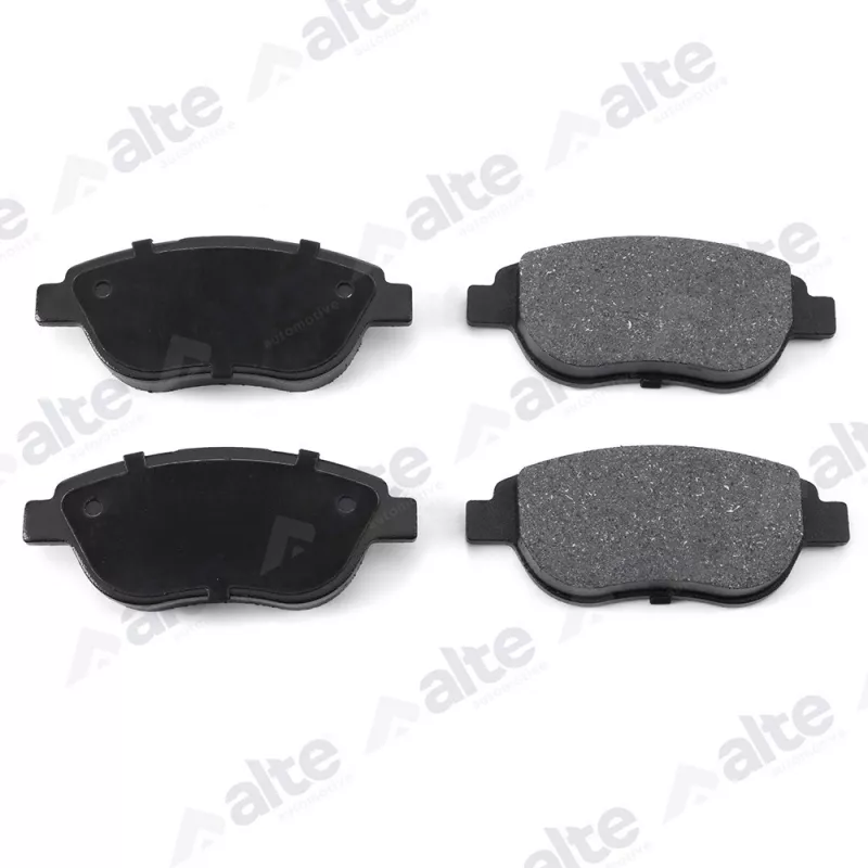 Jeu de 4 plaquettes de frein avant ALTE AUTOMOTIVE 137813AAL