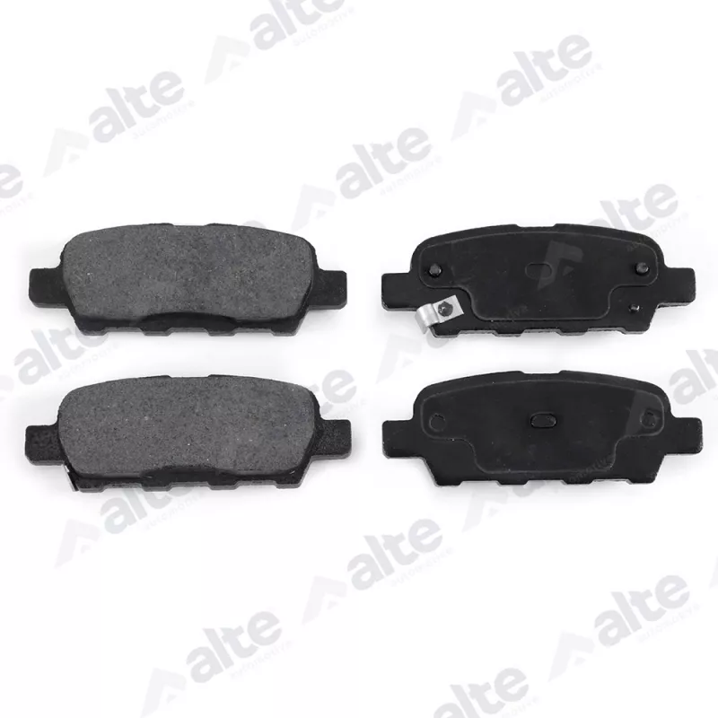 Jeu de 4 plaquettes de frein arrière ALTE AUTOMOTIVE 137824AAL
