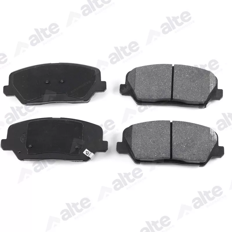 Jeu de 4 plaquettes de frein avant ALTE AUTOMOTIVE 137851AAL