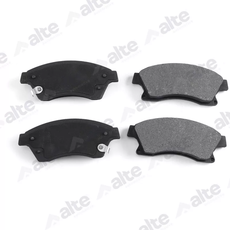 Jeu de 4 plaquettes de frein avant ALTE AUTOMOTIVE 137852AAL