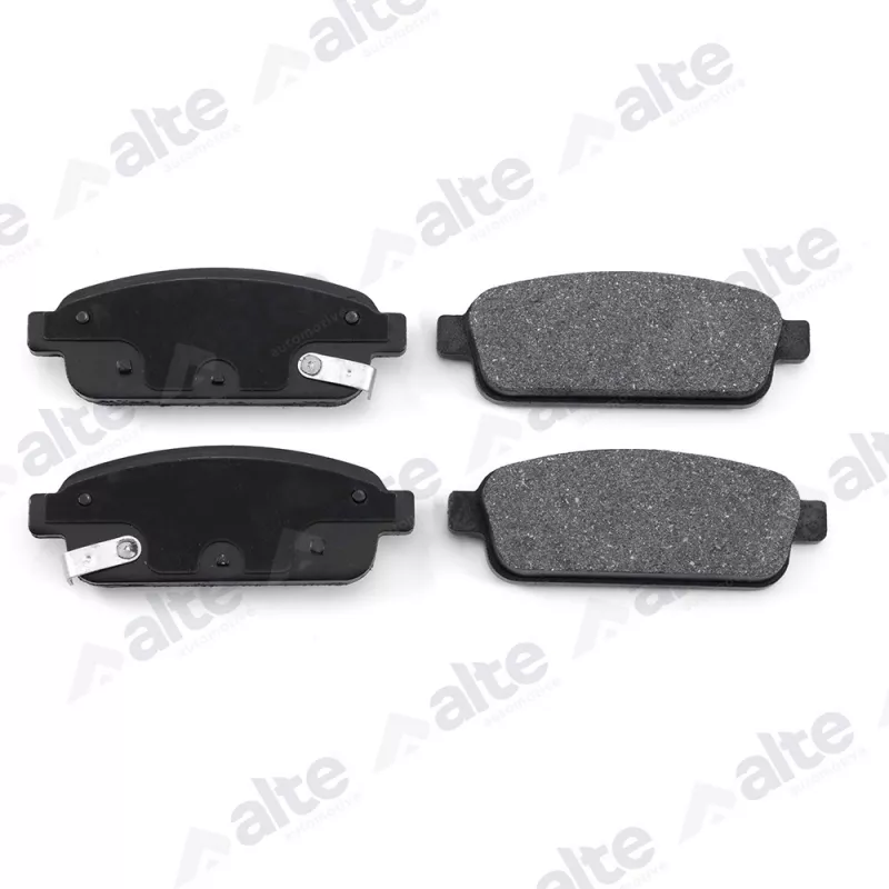 Jeu de 4 plaquettes de frein avant ALTE AUTOMOTIVE 137853AAL