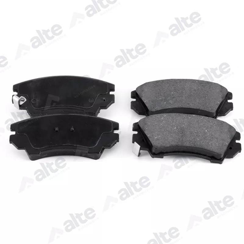 Jeu de 4 plaquettes de frein avant ALTE AUTOMOTIVE 137919AAL