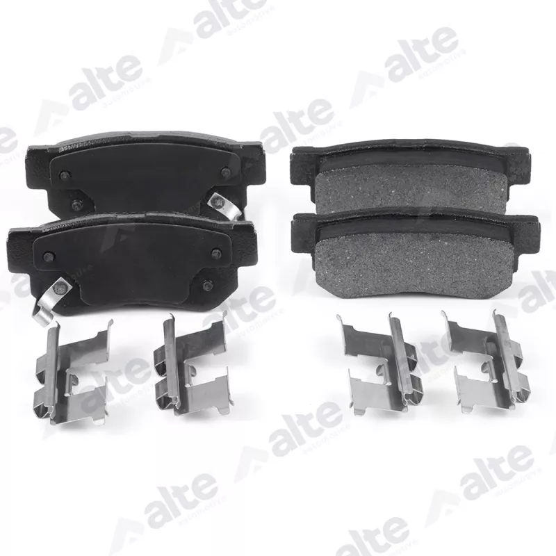 Jeu de 4 plaquettes de frein avant ALTE AUTOMOTIVE 137953BAL