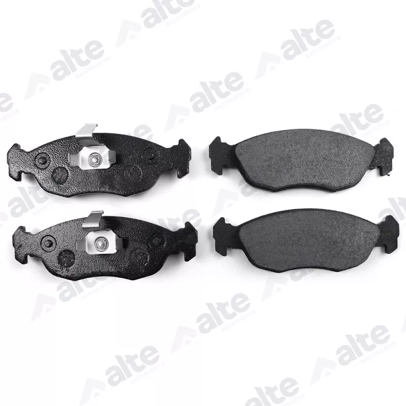Jeu de 4 plaquettes de frein avant ALTE AUTOMOTIVE 138064AAL
