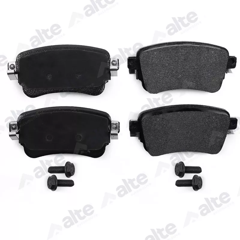 Jeu de 4 plaquettes de frein avant ALTE AUTOMOTIVE 138132BAL