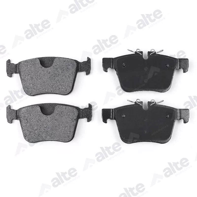 Jeu de 4 plaquettes de frein avant ALTE AUTOMOTIVE 138175AAL