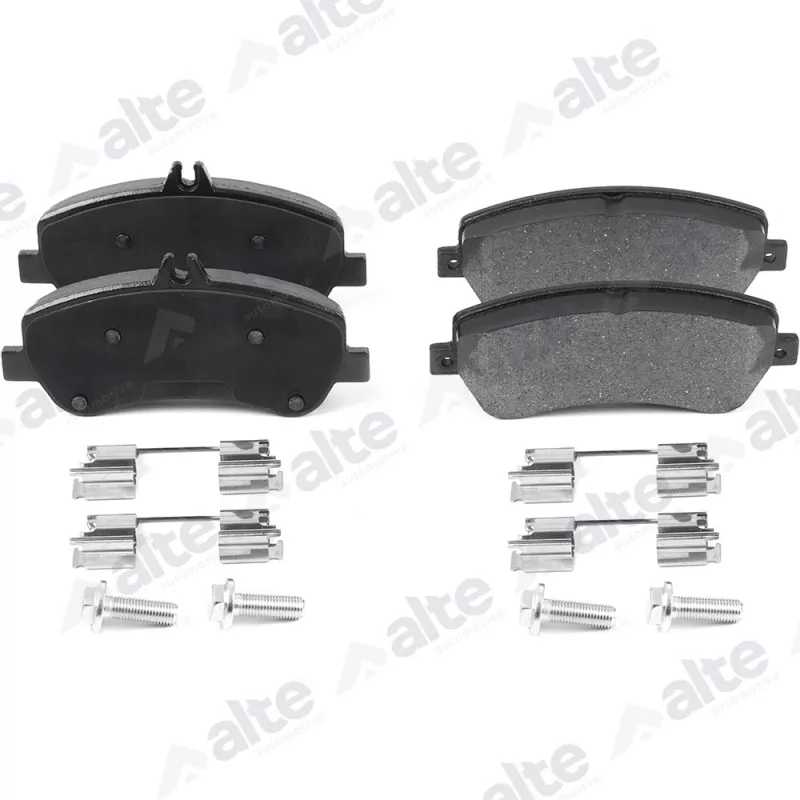 Jeu de 4 plaquettes de frein avant ALTE AUTOMOTIVE 138183CAL