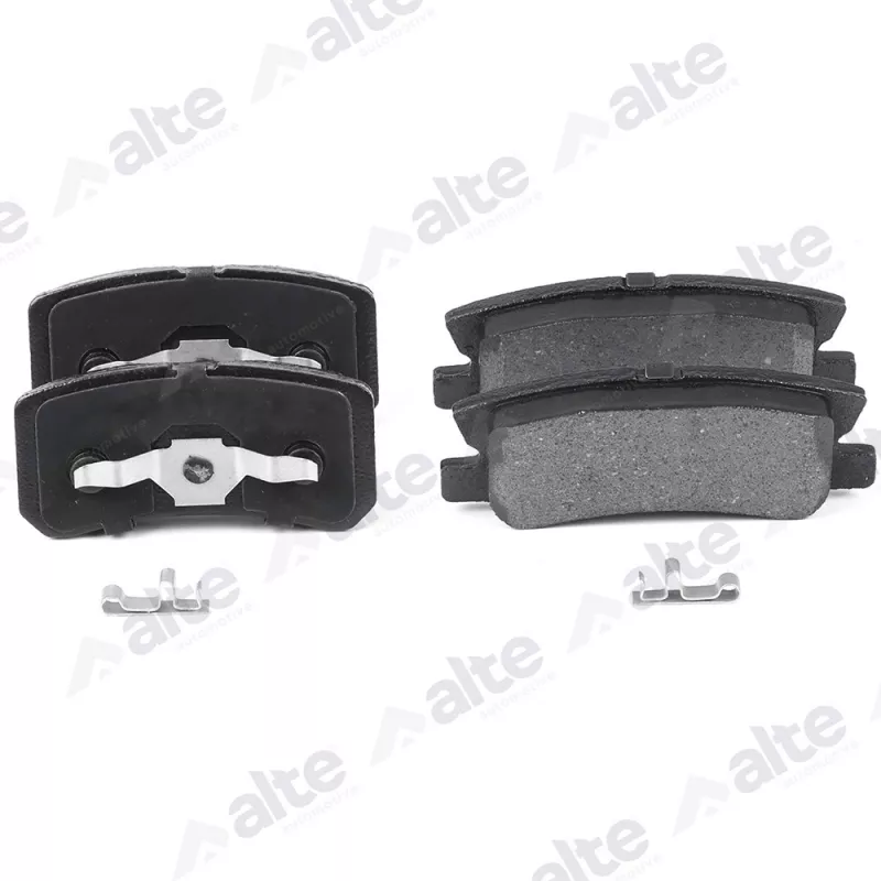 Jeu de 4 plaquettes de frein avant ALTE AUTOMOTIVE 138220BAL