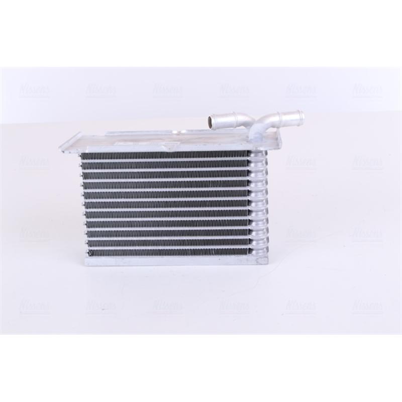 Intercooler, échangeur NISSENS 96470 - Visuel 3