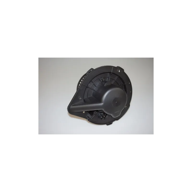 Moteur électrique, pulseur d'air habitacle LTD LTD-8A1820021