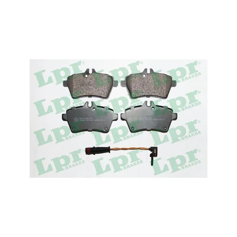 Jeu de 4 plaquettes de frein avant LPR 05P1242A