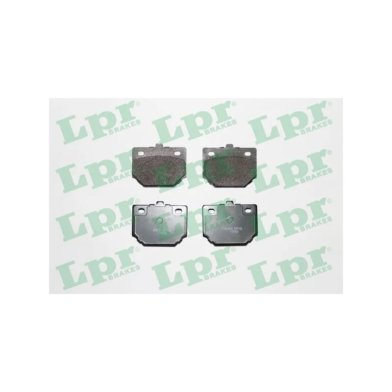 Jeu de 4 plaquettes de frein avant LPR 05P182