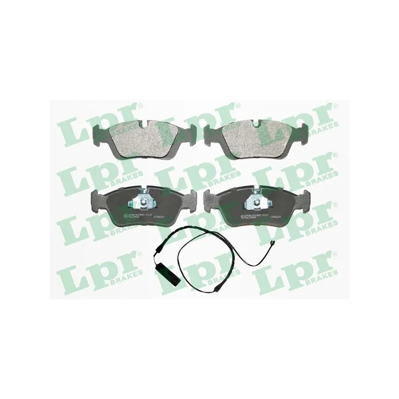 Jeu de 4 plaquettes de frein avant LPR 05P331A