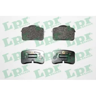 Jeu de 4 plaquettes de frein avant LPR 05P476
