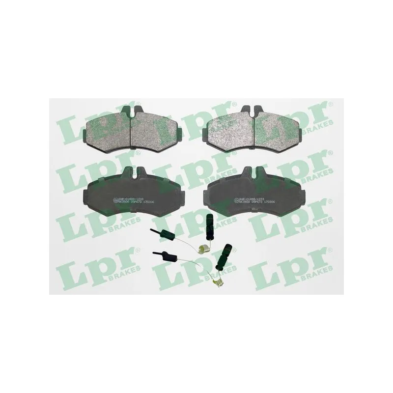 Jeu de 4 plaquettes de frein avant LPR 05P672A