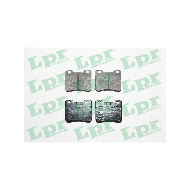 Jeu de 4 plaquettes de frein avant LPR 05P921