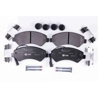 Jeu de 4 plaquettes de frein avant HELLA 8DB 355 023-011