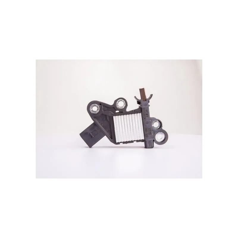 Régulateur d'alternateur BOSCH 0 272 220 734