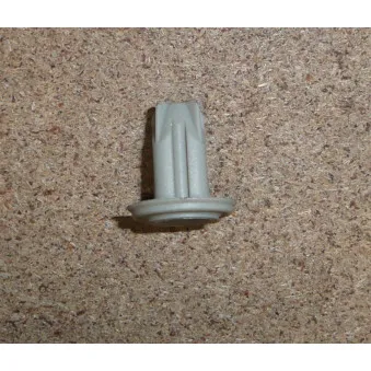 Clip, enjoliveur OE 742746