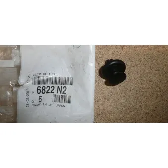 Clip, enjoliveur OE 6822N2