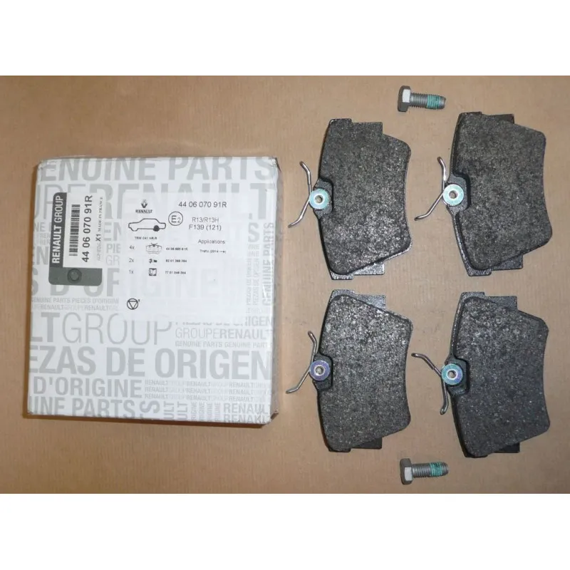 Jeu de 4 plaquettes de frein arrière OE 440607091R