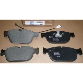 Jeu de 4 plaquettes de frein avant OE 425473