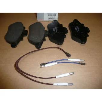 Jeu de 4 plaquettes de frein avant OE 425296