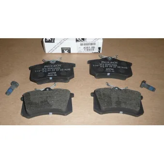 Jeu de 4 plaquettes de frein arrière OE 425108