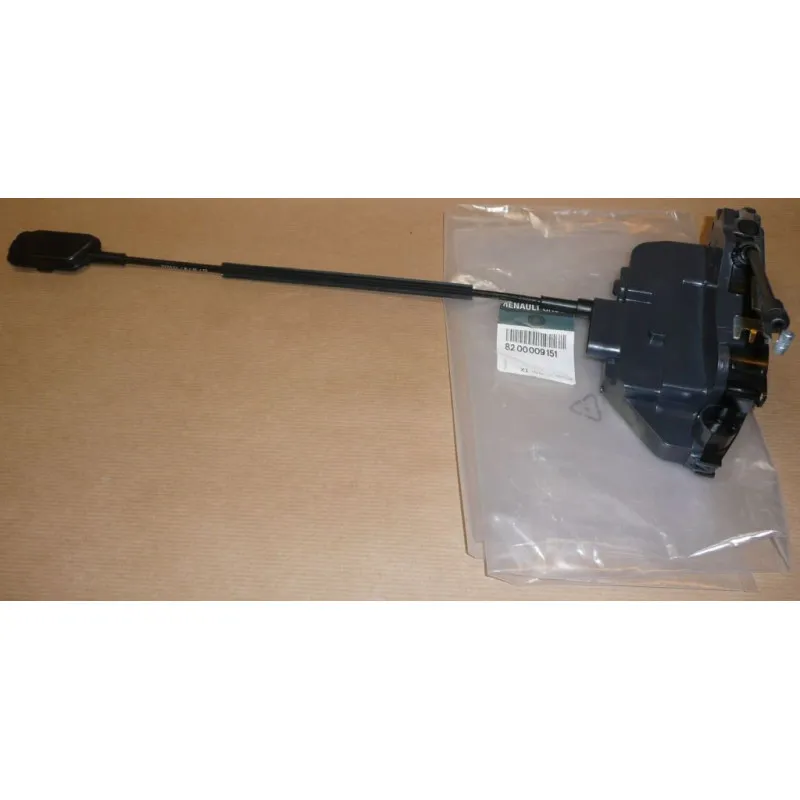 Serrure de porte avant droit OE 8200009151