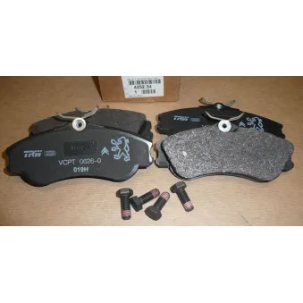 Jeu de 4 plaquettes de frein avant OE 425234