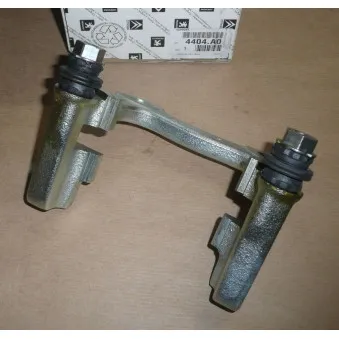Support, étrier de frein OE 4404A0