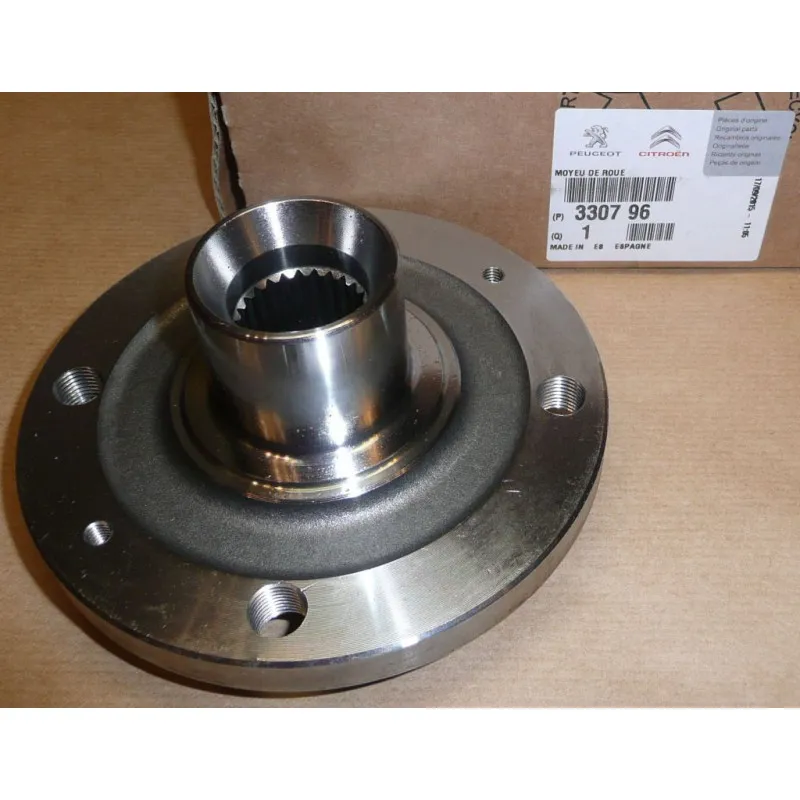 Moyeu de roue avant OE 330796