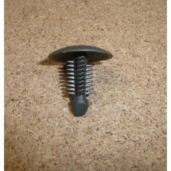 Clip, enjoliveur OE 833138