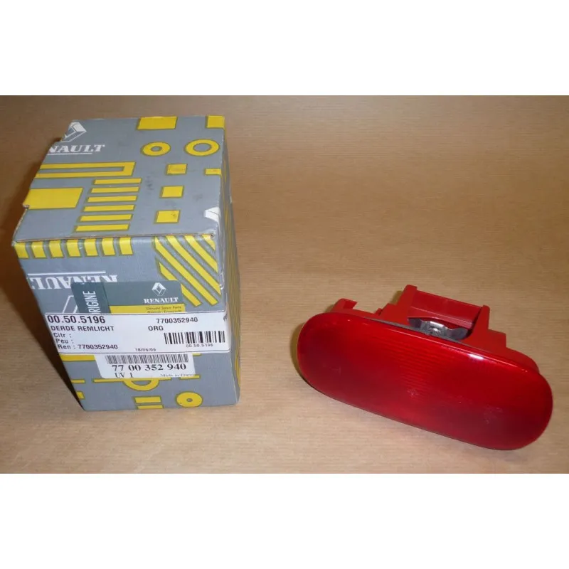 Feu stop additionnel OE 7700352940
