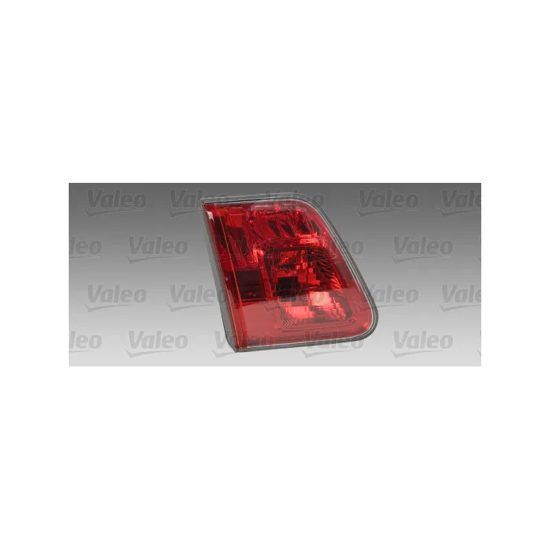 Feu arrière VALEO 043959