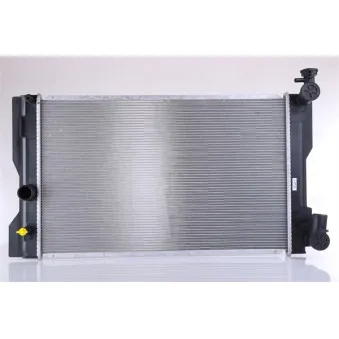 Radiateur, refroidissement du moteur NISSENS 606663