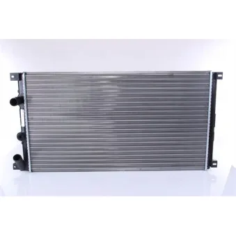 Radiateur, refroidissement du moteur NISSENS 63812A