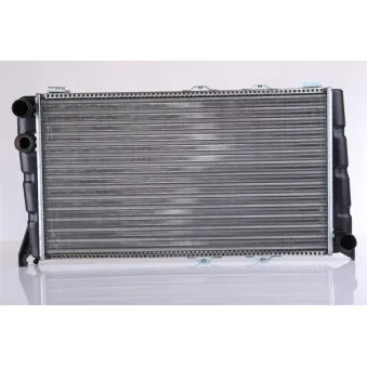 Radiateur, refroidissement du moteur NISSENS 64010