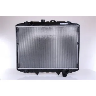 Radiateur, refroidissement du moteur NISSENS 67034