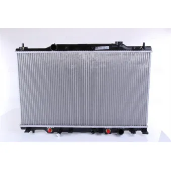 Radiateur, refroidissement du moteur NISSENS 68104