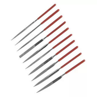 Un ensemble d'outils de coupe et de sciage SEALEY AK577