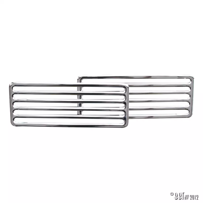 Grille en 2 pièces pour capot moteur YOUNG PARTS 0422
