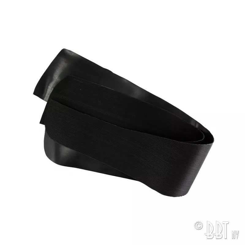 Tapis de sol en caoutchouc pour supports sièges avant (noir) YOUNG PARTS 0538-525