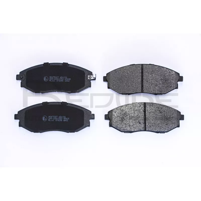 Jeu de 4 plaquettes de frein avant RED-LINE 27CV036