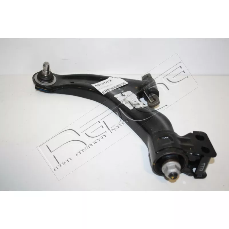 Triangle ou bras de suspension (train avant) RED-LINE 40CV019