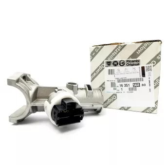 Fermeture-volant OE 1635156880