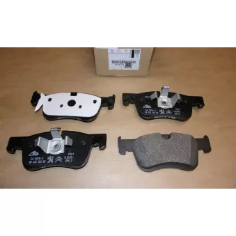 Jeu de 4 plaquettes de frein avant OE 1647853080