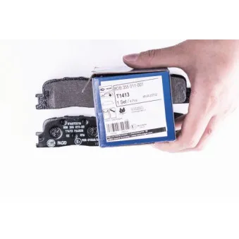 Jeu de 4 plaquettes de frein arrière HELLA PAGID 8DB 355 011-001
