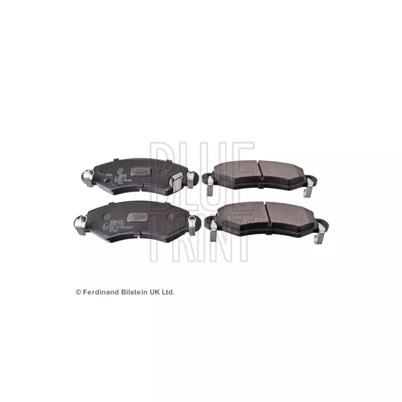 Jeu de 4 plaquettes de frein avant BLUE PRINT ADK84228